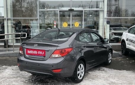 Hyundai Solaris II рестайлинг, 2013 год, 956 000 рублей, 5 фотография