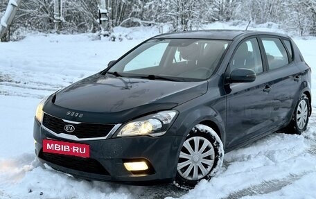 KIA cee'd I рестайлинг, 2012 год, 765 000 рублей, 3 фотография