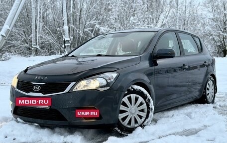 KIA cee'd I рестайлинг, 2012 год, 765 000 рублей, 2 фотография