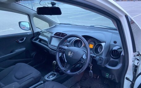 Honda Fit III, 2010 год, 790 000 рублей, 4 фотография