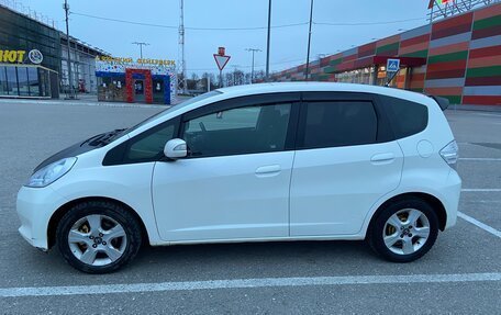 Honda Fit III, 2010 год, 790 000 рублей, 10 фотография