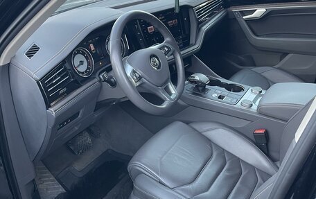 Volkswagen Touareg III, 2018 год, 5 450 000 рублей, 5 фотография