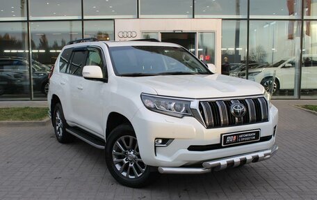 Toyota Land Cruiser Prado 150 рестайлинг 2, 2018 год, 6 450 000 рублей, 3 фотография