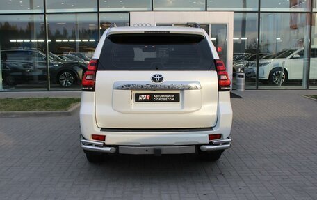 Toyota Land Cruiser Prado 150 рестайлинг 2, 2018 год, 6 450 000 рублей, 6 фотография