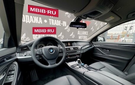 BMW 5 серия, 2016 год, 2 600 000 рублей, 16 фотография