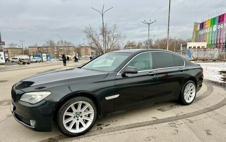 BMW 7 серия, 2011 год, 1 580 000 рублей, 2 фотография