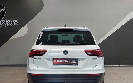 Volkswagen Tiguan II, 2018 год, 2 864 000 рублей, 6 фотография