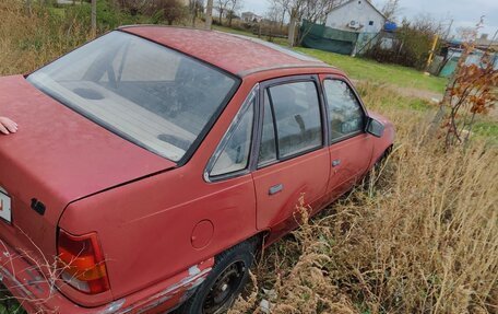 Opel Kadett E рестайлинг, 1986 год, 100 000 рублей, 5 фотография