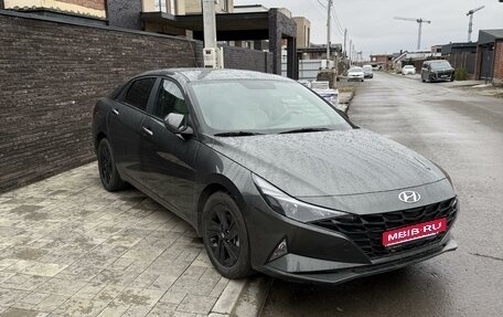 Hyundai Elantra, 2022 год, 2 400 000 рублей, 1 фотография