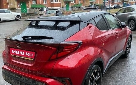 Toyota C-HR I рестайлинг, 2019 год, 2 380 000 рублей, 6 фотография