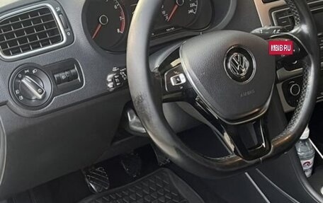 Volkswagen Polo VI (EU Market), 2016 год, 1 000 000 рублей, 4 фотография