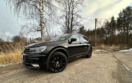 Volkswagen Tiguan II, 2020 год, 3 400 000 рублей, 3 фотография