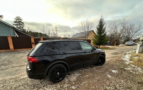 Volkswagen Tiguan II, 2020 год, 3 400 000 рублей, 6 фотография