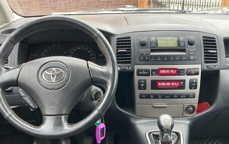 Toyota Corolla Verso I, 2002 год, 599 000 рублей, 11 фотография