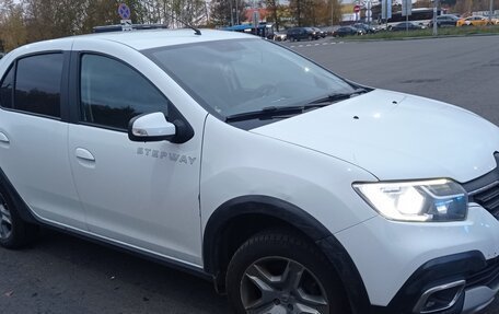 Renault Logan II, 2019 год, 1 149 000 рублей, 21 фотография