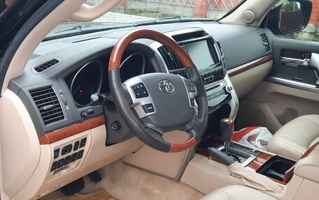 Toyota Land Cruiser 200, 2012 год, 4 955 000 рублей, 9 фотография