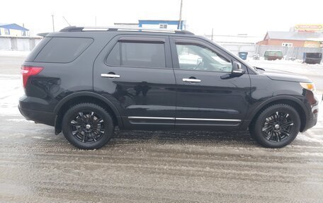 Ford Explorer VI, 2013 год, 2 300 000 рублей, 2 фотография