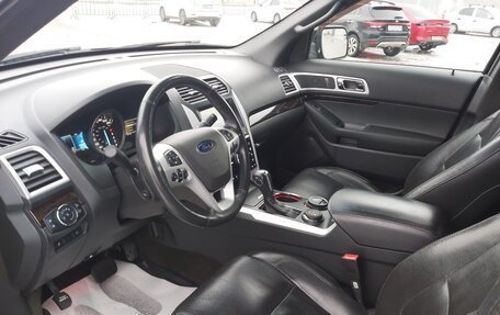 Ford Explorer VI, 2013 год, 2 300 000 рублей, 8 фотография