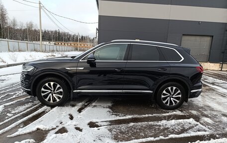 Volkswagen Touareg III, 2021 год, 6 400 000 рублей, 6 фотография