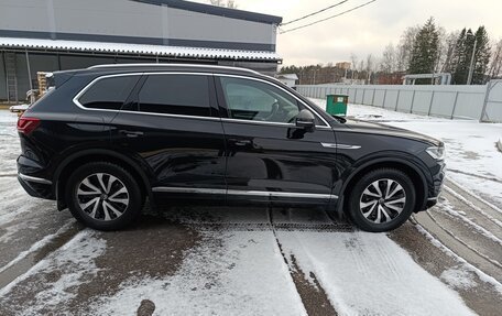 Volkswagen Touareg III, 2021 год, 6 400 000 рублей, 9 фотография