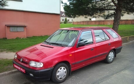 Skoda Felicia I рестайлинг, 1996 год, 122 000 рублей, 1 фотография