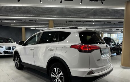 Toyota RAV4, 2018 год, 2 899 000 рублей, 7 фотография