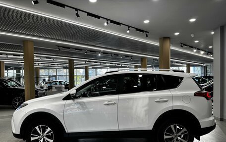 Toyota RAV4, 2018 год, 2 899 000 рублей, 4 фотография