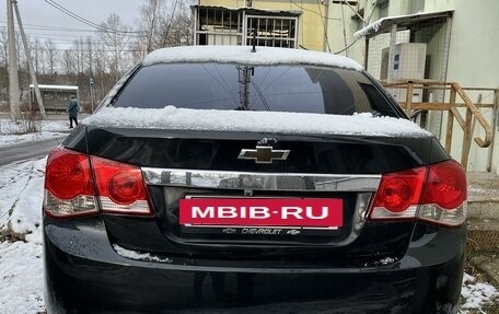 Chevrolet Cruze II, 2011 год, 720 000 рублей, 3 фотография