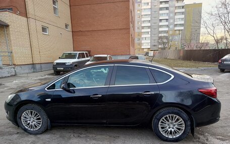 Opel Astra J, 2013 год, 950 000 рублей, 6 фотография