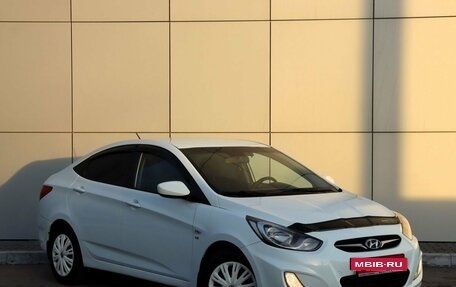 Hyundai Solaris II рестайлинг, 2012 год, 690 000 рублей, 6 фотография