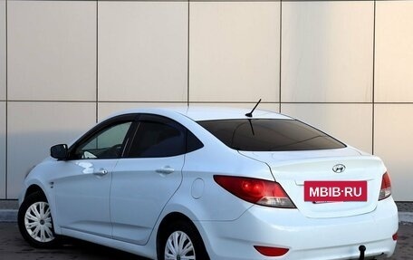 Hyundai Solaris II рестайлинг, 2012 год, 690 000 рублей, 3 фотография