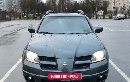 Mitsubishi Outlander III рестайлинг 3, 2002 год, 475 000 рублей, 4 фотография