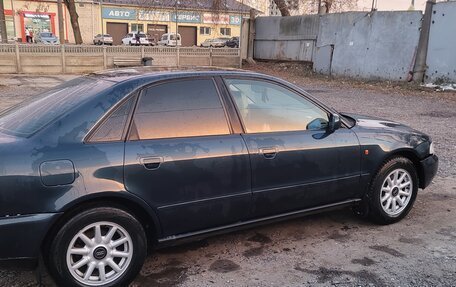 Audi A4, 1995 год, 300 000 рублей, 4 фотография