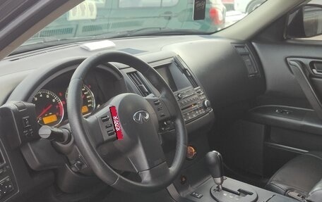 Infiniti FX I, 2005 год, 1 150 000 рублей, 6 фотография