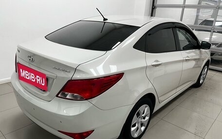 Hyundai Solaris II рестайлинг, 2015 год, 950 000 рублей, 5 фотография