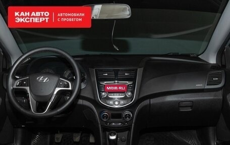 Hyundai Solaris II рестайлинг, 2016 год, 1 130 000 рублей, 7 фотография