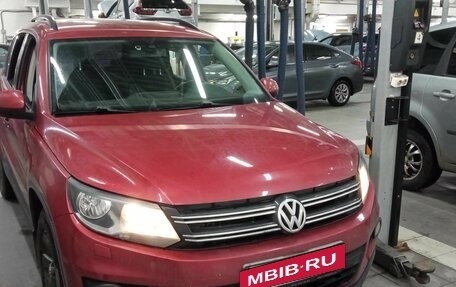 Volkswagen Tiguan I, 2012 год, 1 050 000 рублей, 2 фотография