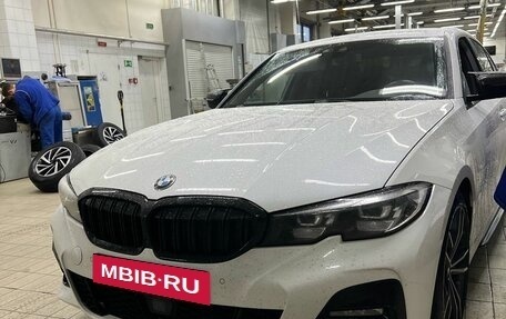 BMW 3 серия, 2019 год, 3 950 000 рублей, 7 фотография