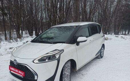 Toyota Sienta II, 2019 год, 1 910 000 рублей, 3 фотография