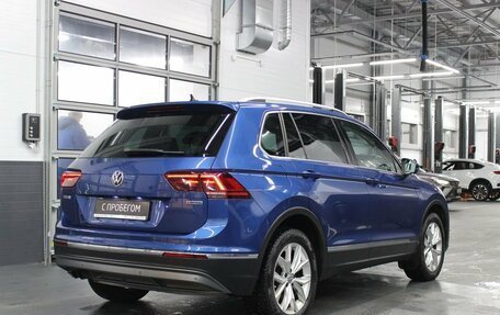 Volkswagen Tiguan II, 2018 год, 2 485 000 рублей, 7 фотография