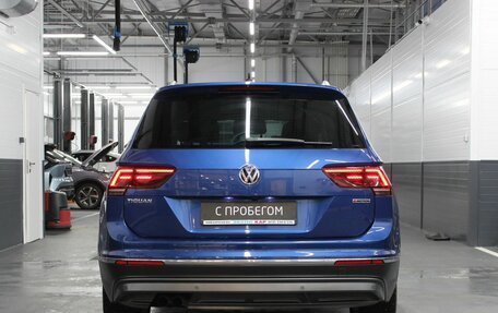 Volkswagen Tiguan II, 2018 год, 2 485 000 рублей, 6 фотография