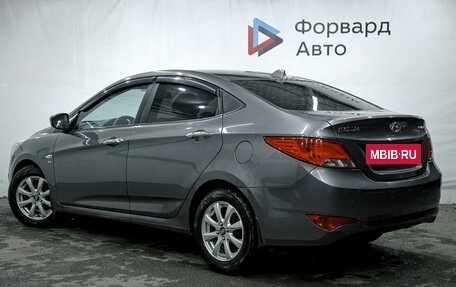 Hyundai Solaris II рестайлинг, 2014 год, 1 020 000 рублей, 18 фотография