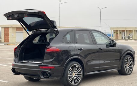 Porsche Cayenne III, 2015 год, 5 297 000 рублей, 16 фотография