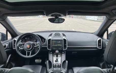 Porsche Cayenne III, 2015 год, 5 297 000 рублей, 19 фотография