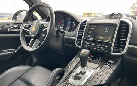 Porsche Cayenne III, 2015 год, 5 297 000 рублей, 24 фотография