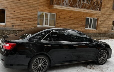 Toyota Camry, 2014 год, 1 650 000 рублей, 6 фотография