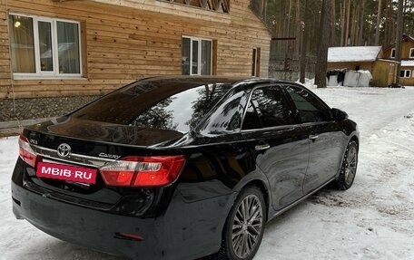 Toyota Camry, 2014 год, 1 650 000 рублей, 5 фотография