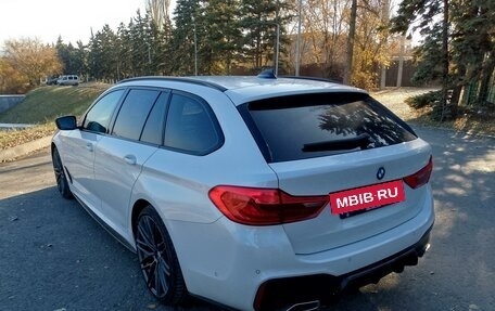 BMW 5 серия, 2019 год, 3 850 000 рублей, 4 фотография