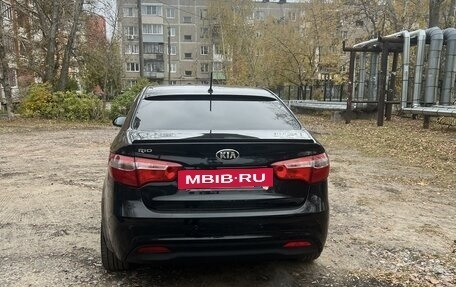 KIA Rio III рестайлинг, 2015 год, 940 000 рублей, 3 фотография