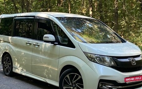 Honda Stepwgn IV, 2017 год, 2 250 000 рублей, 9 фотография